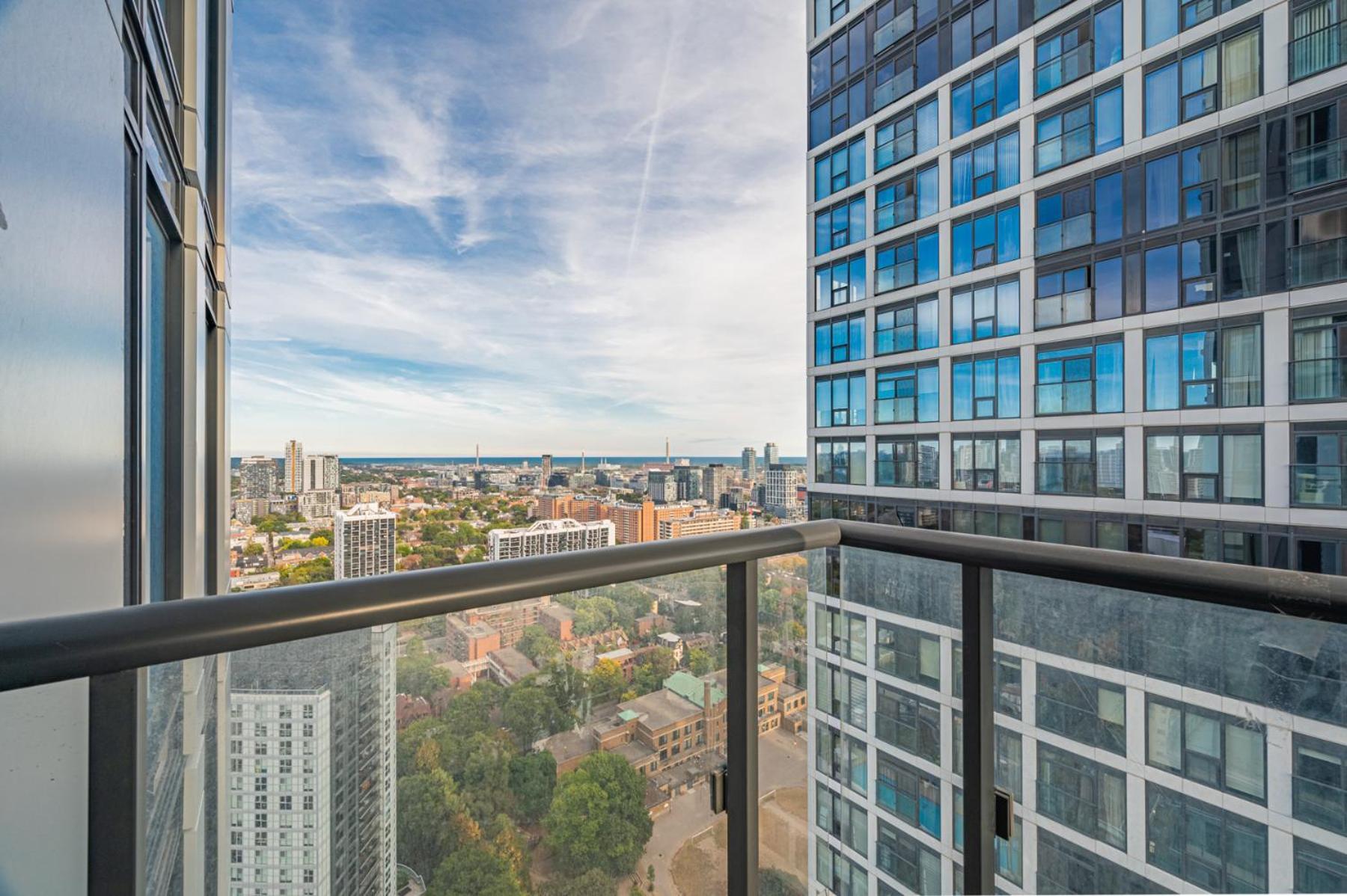 Toronto Garden Suites Exteriör bild
