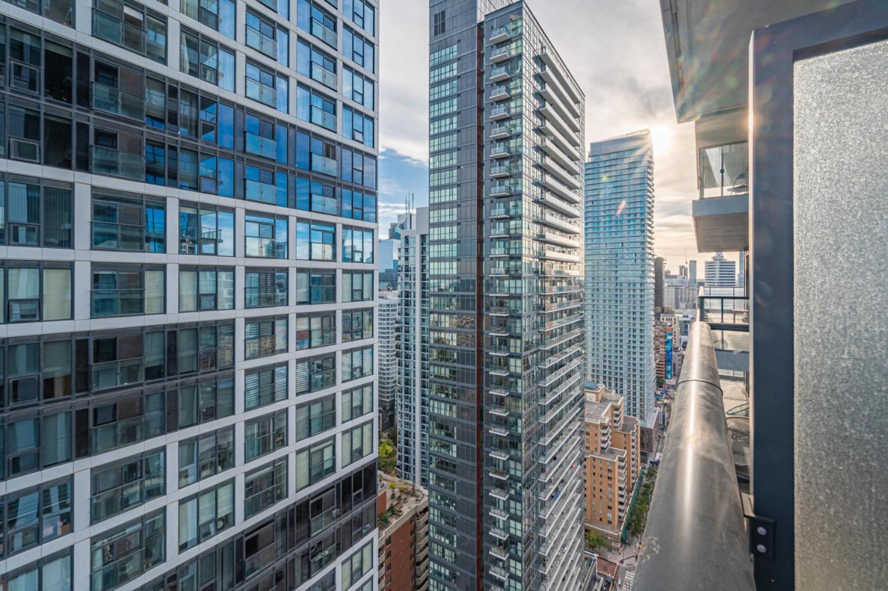 Toronto Garden Suites Exteriör bild
